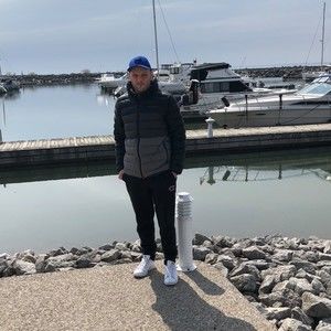 Meet your Posher, Robert